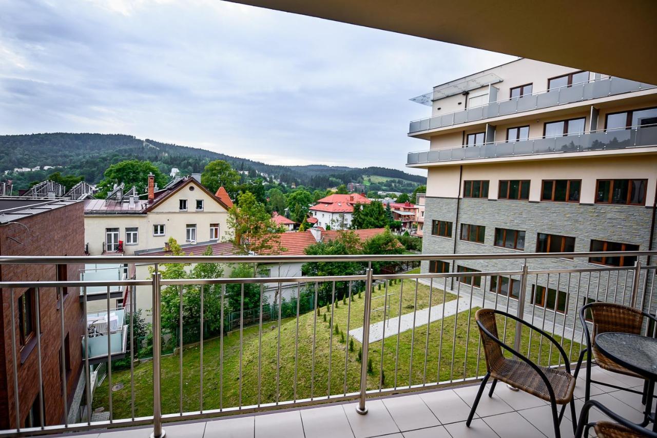 Apartamenty Sun & Snow Zielony Zdroj クリニツァ・ズドルイ エクステリア 写真