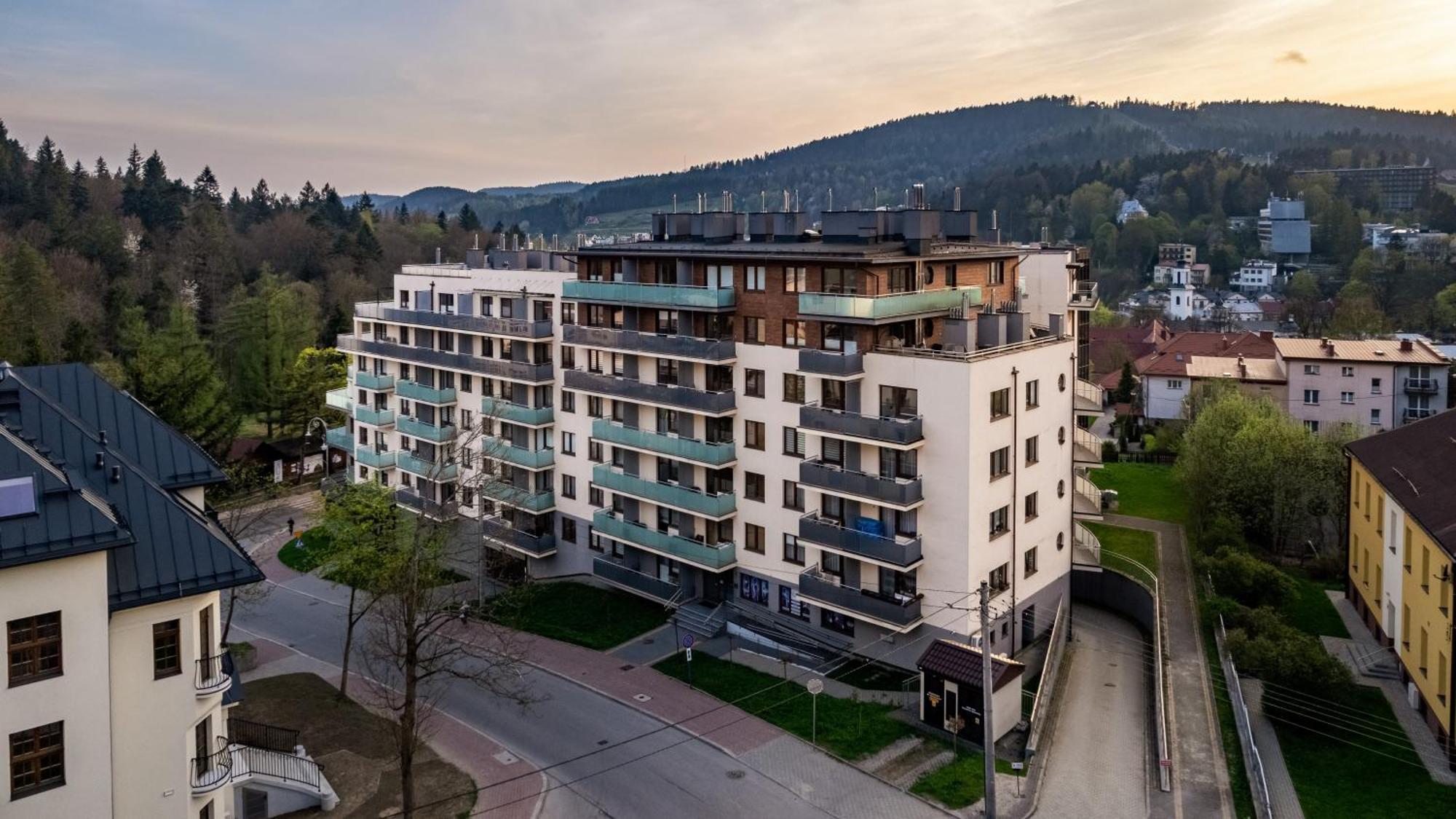 Apartamenty Sun & Snow Zielony Zdroj クリニツァ・ズドルイ エクステリア 写真